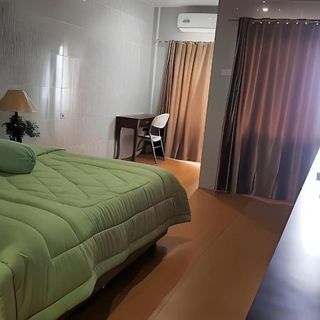 Nasional Hotel Gunungsitoli Kültér fotó