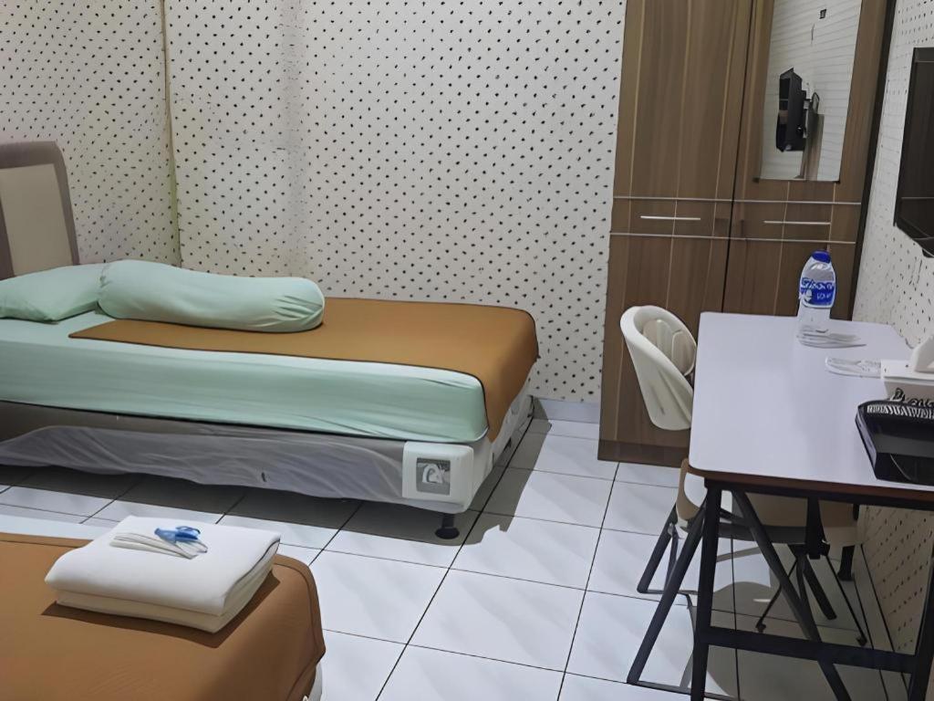 Nasional Hotel Gunungsitoli Kültér fotó